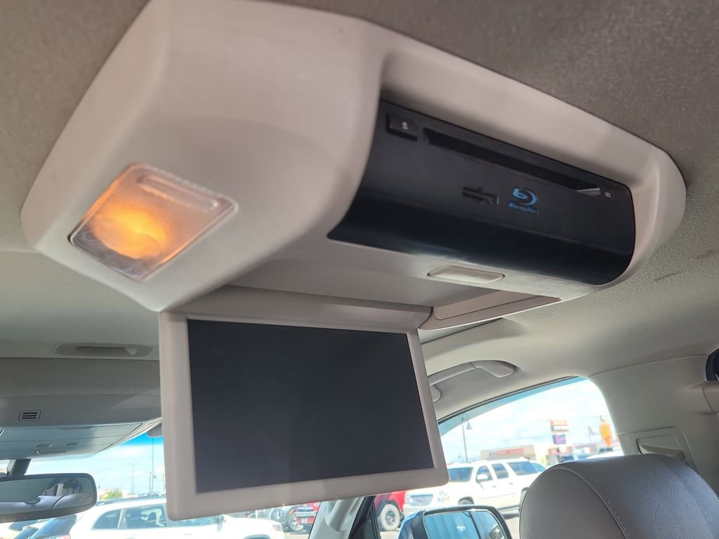 Used 2013 Toyota Sequoia Platinum AWD/4WD image 12