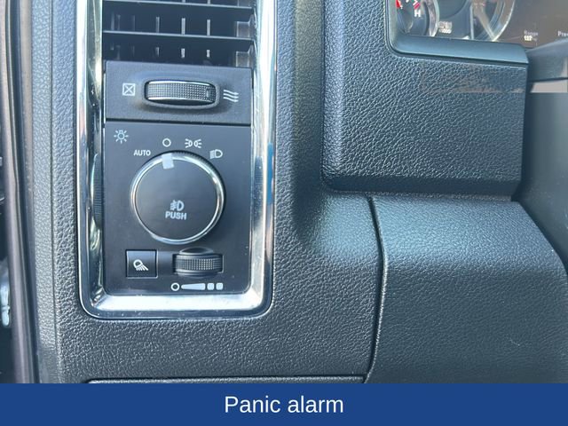 Used 2018 RAM 1500 Laramie image 13