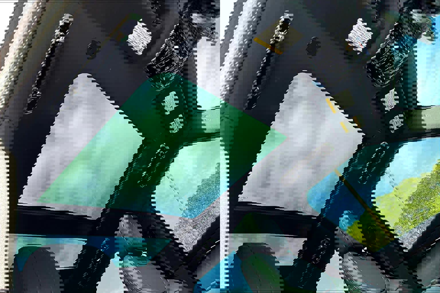 Used 2025 Land Rover Range Rover Sport Dynamic SE image 13