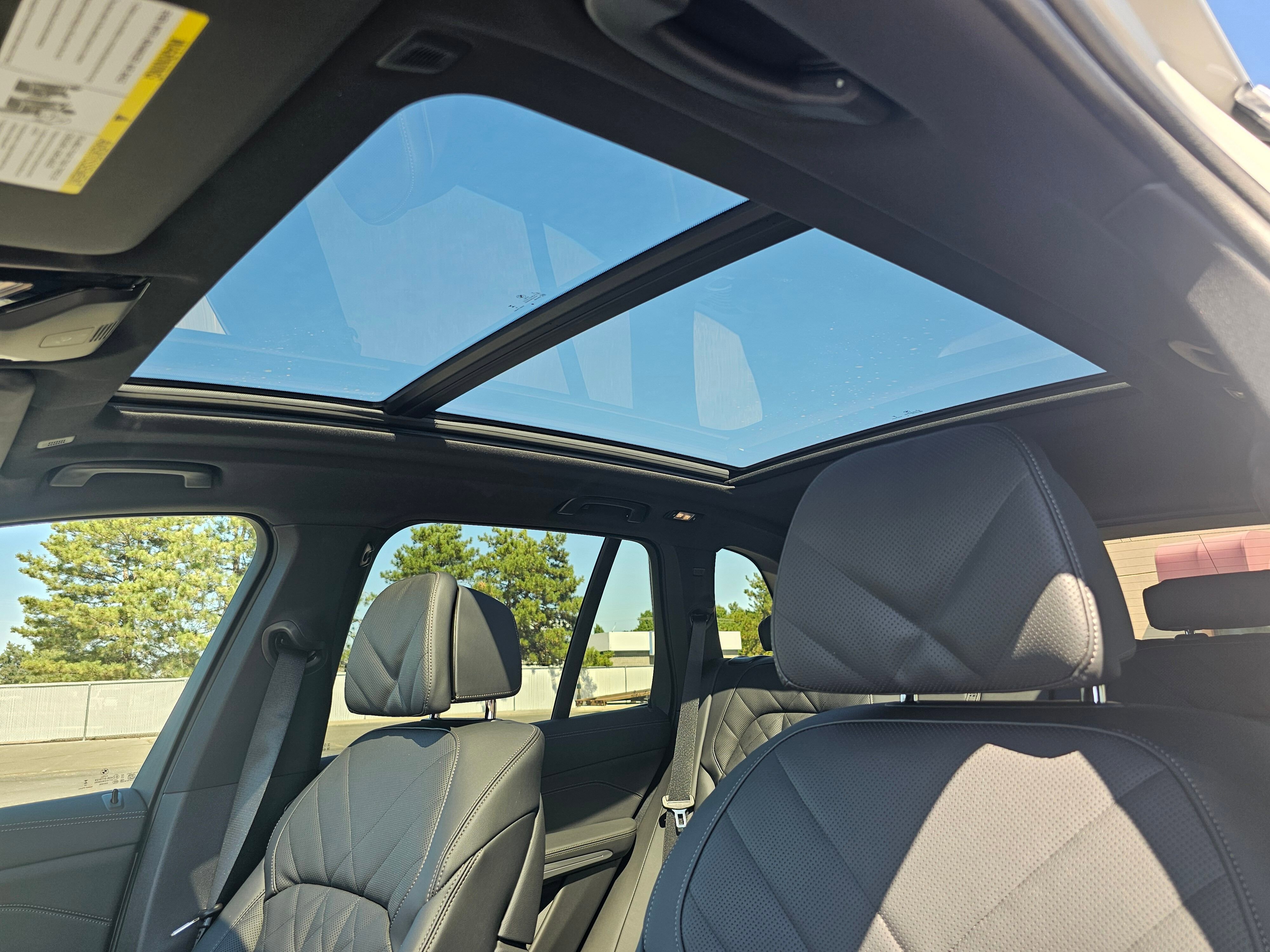 New 2026 BMW X5 xDrive50e image 27