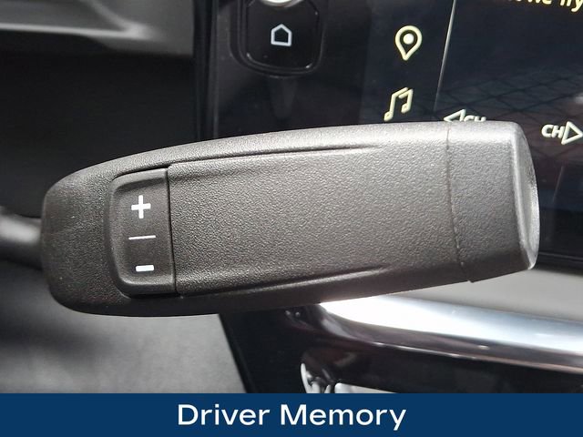 Used 2025 GMC Sierra 2500 Denali Ultimate image 12