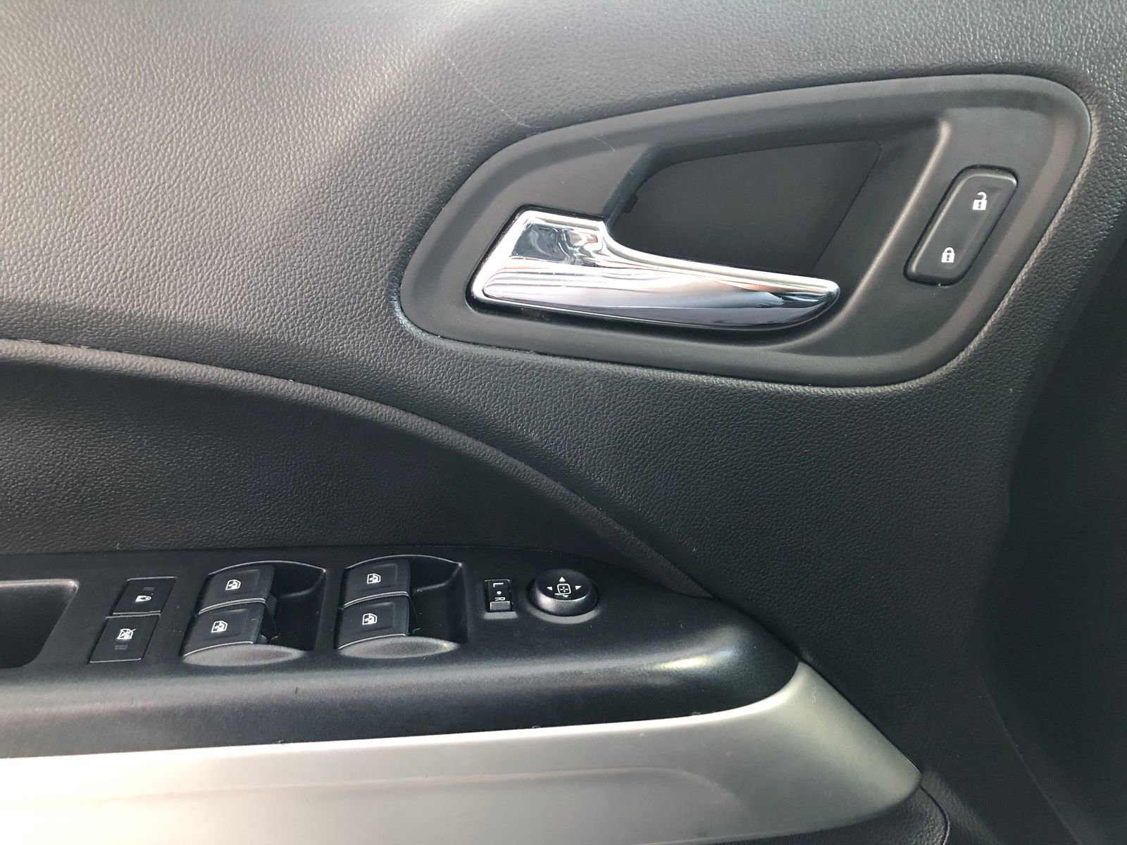 Used 2020 Chevrolet Colorado LT image 35