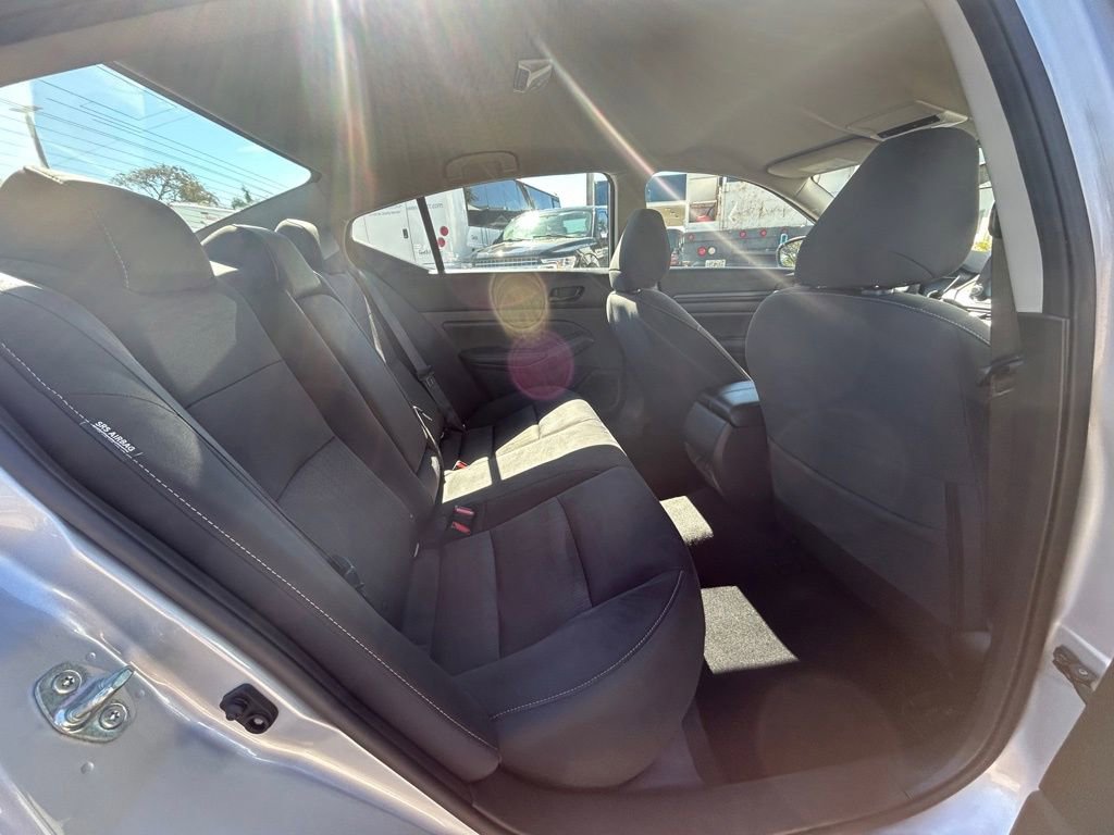 Used 2024 Nissan Altima 2.5 SV image 30