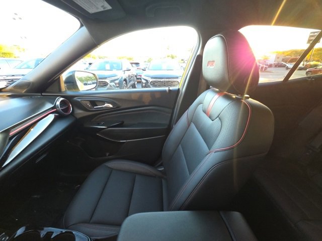 Used 2024 Chevrolet Trax RS w/ Driver Confidence Package image 24