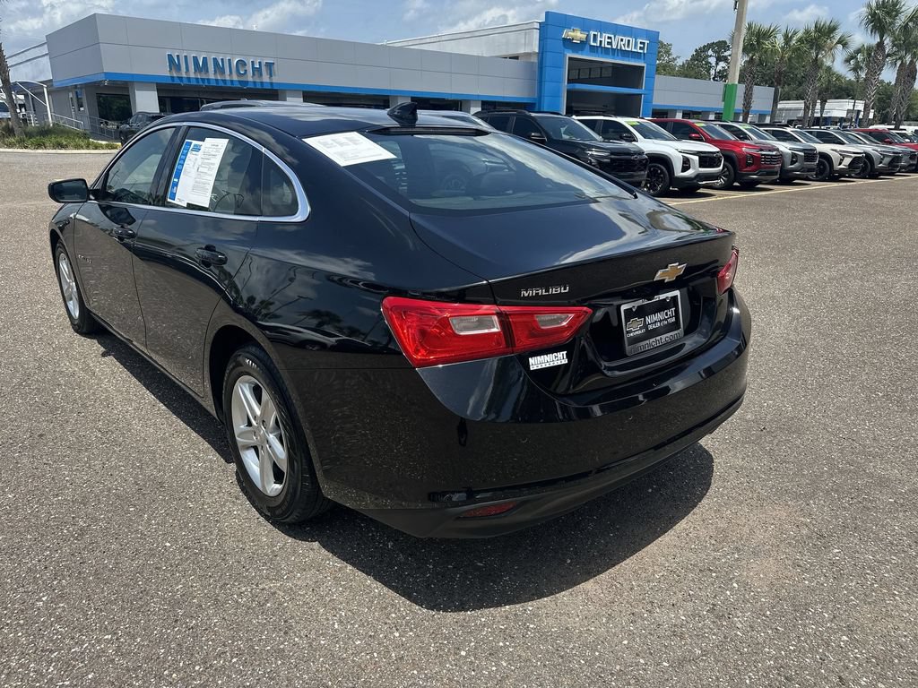 Used 2024 Chevrolet Malibu LT FWD image 14
