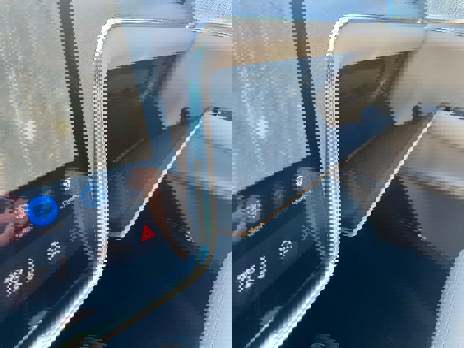 New 2025 Volvo EX90 Ultra image 20