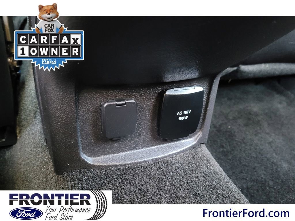 Used 2016 Ford Fusion SE image 9