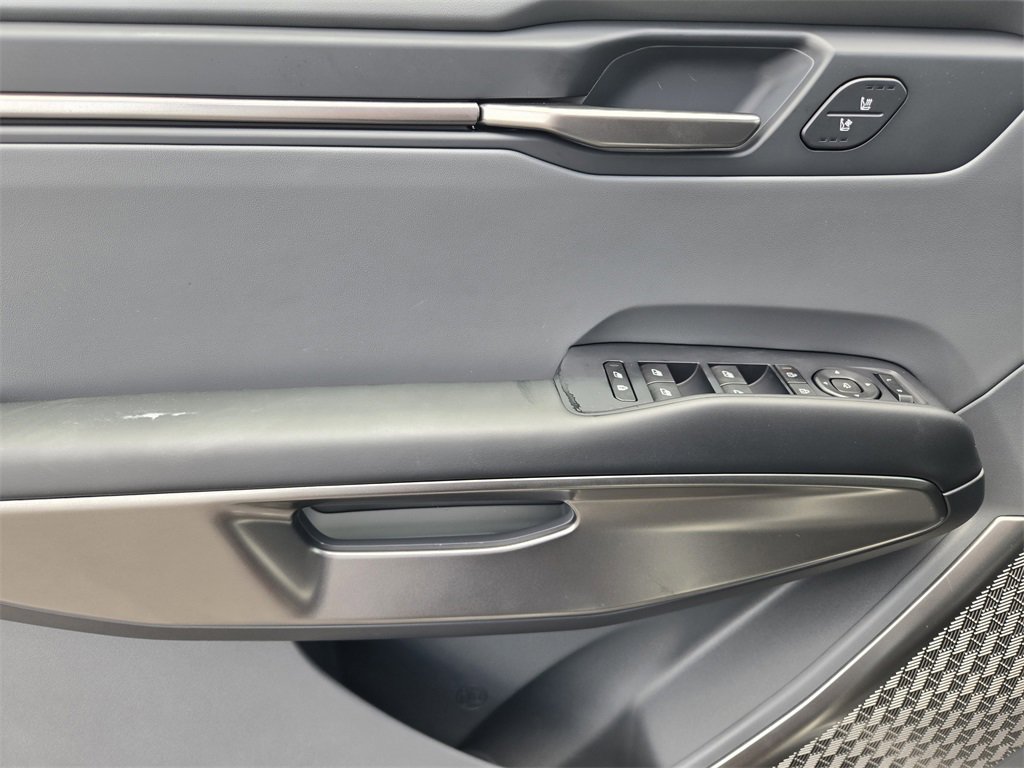 New 2026 Kia EV9 Light image 16