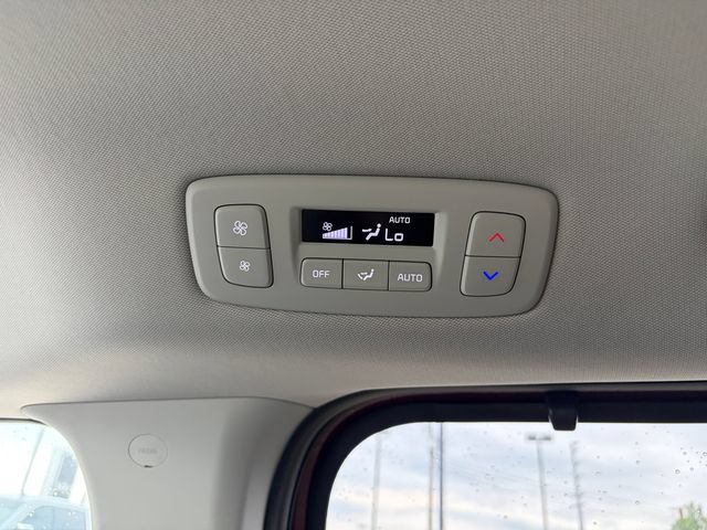 Certified 2025 Kia Carnival SX FWD image 30