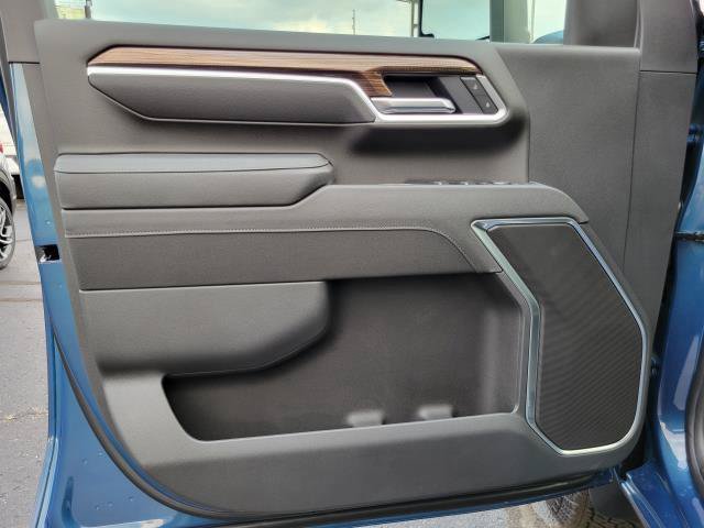 New 2026 Chevrolet Silverado 2500 LT w/ All Star Edition AWD/4WD image 6