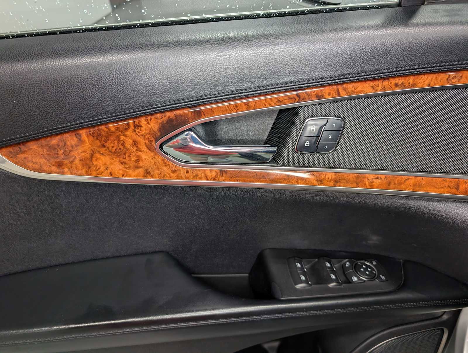 Used 2017 Lincoln MKX Reserve image 38