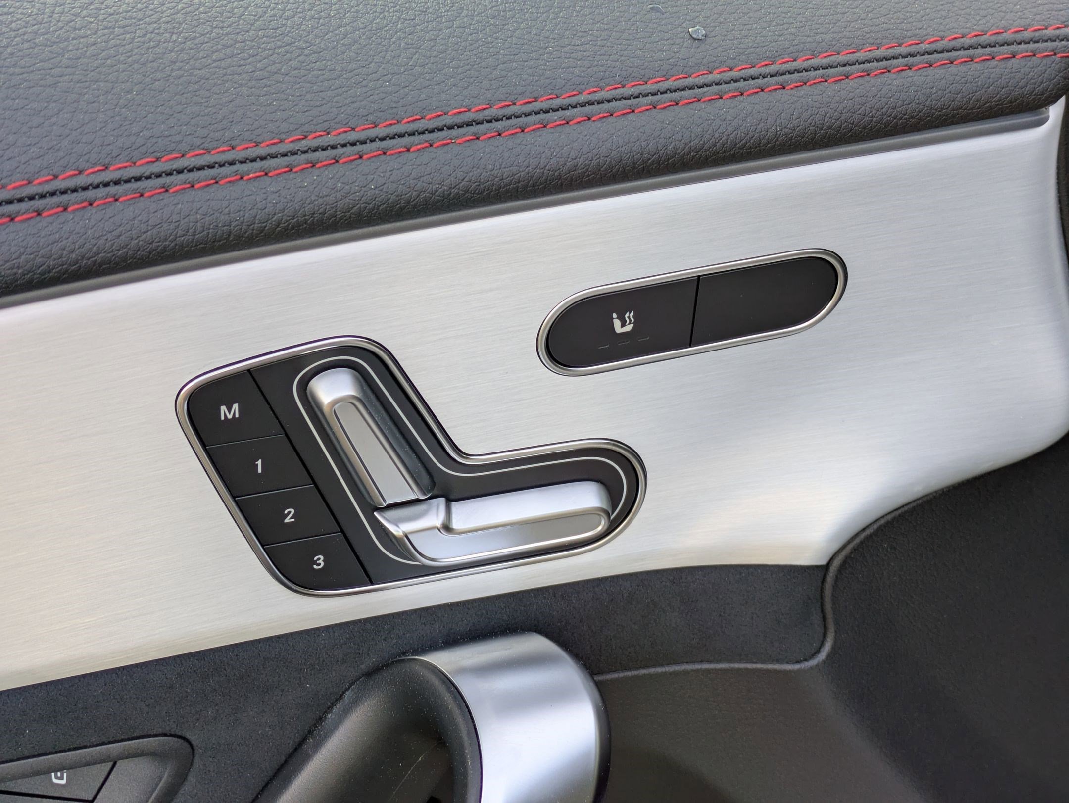 Certified 2025 Mercedes-Benz CLA 250 4MATIC image 15