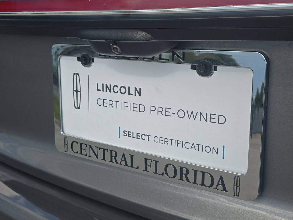 Used 2021 Lincoln Nautilus Reserve AWD/4WD image 6