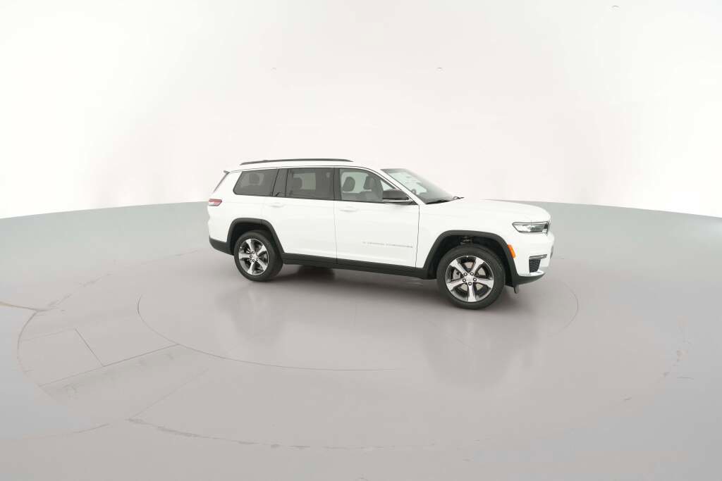 New 2025 Jeep Grand Cherokee L Limited image 15