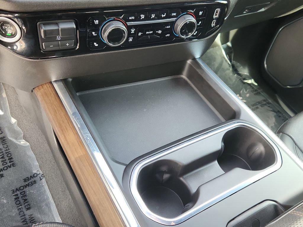 Used 2024 Chevrolet Silverado 2500 High Country w/ Technology Package image 24