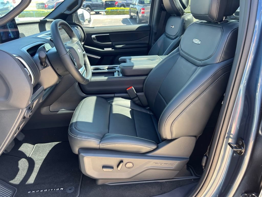 New 2027 Ford Expedition Max Platinum w/ Stealth Appearance Package AWD/4WD image 17