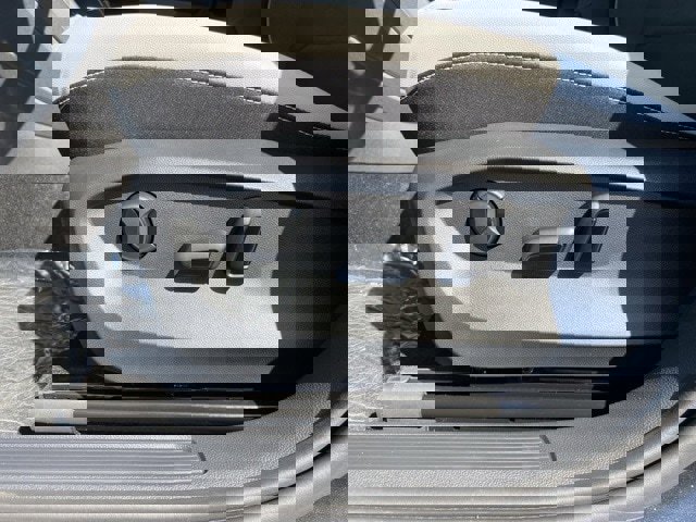 New 2025 Volkswagen Taos SE image 26