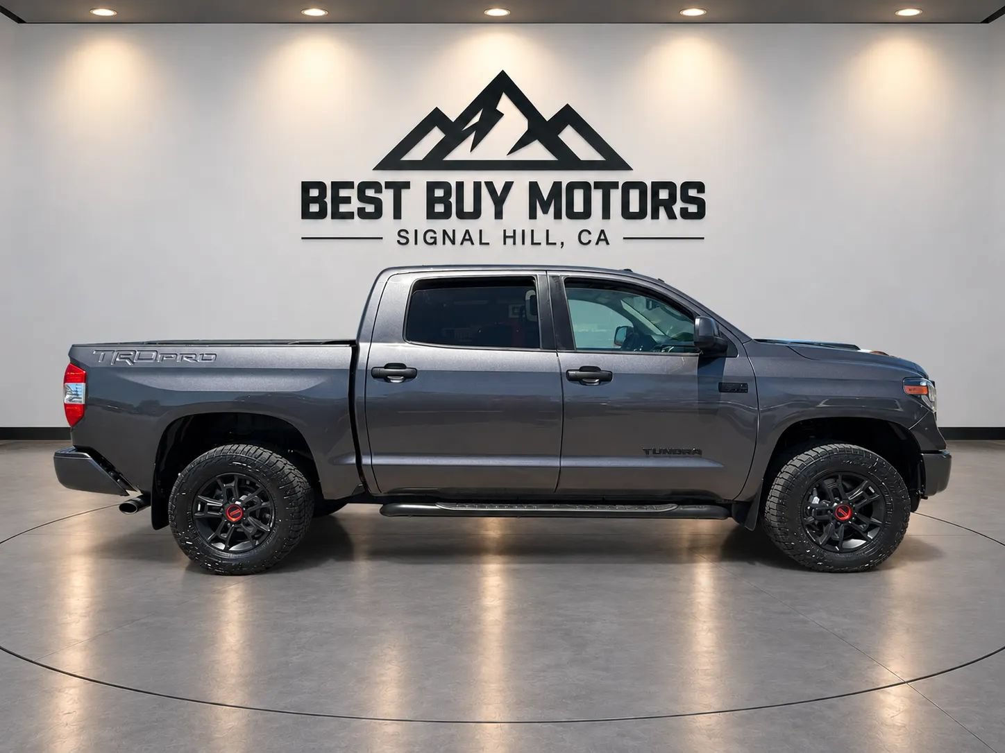 Used 2021 Toyota Tundra TRD Pro AWD/4WD image 9