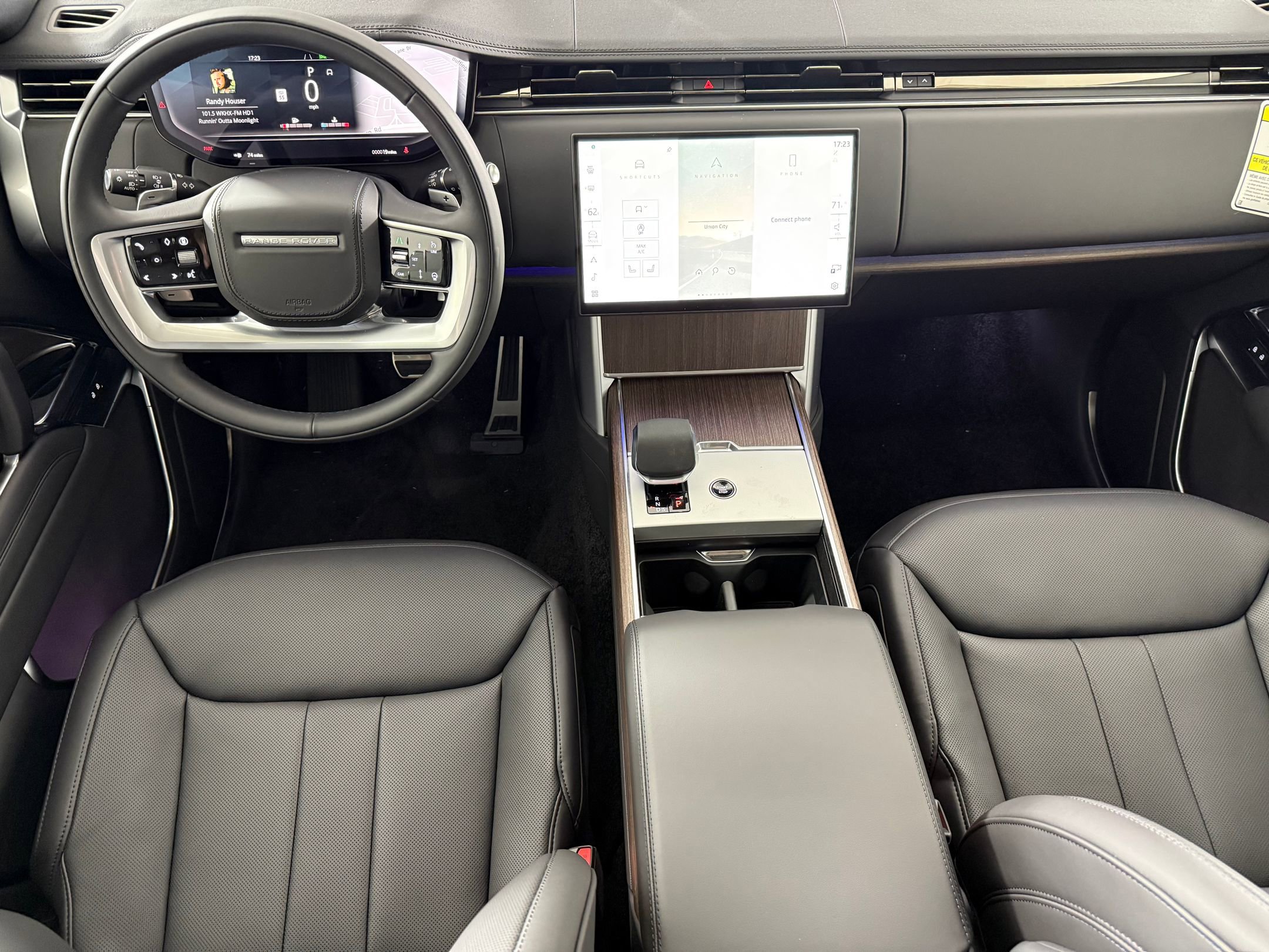 New 2026 Land Rover Range Rover Long Wheelbase SE image 14