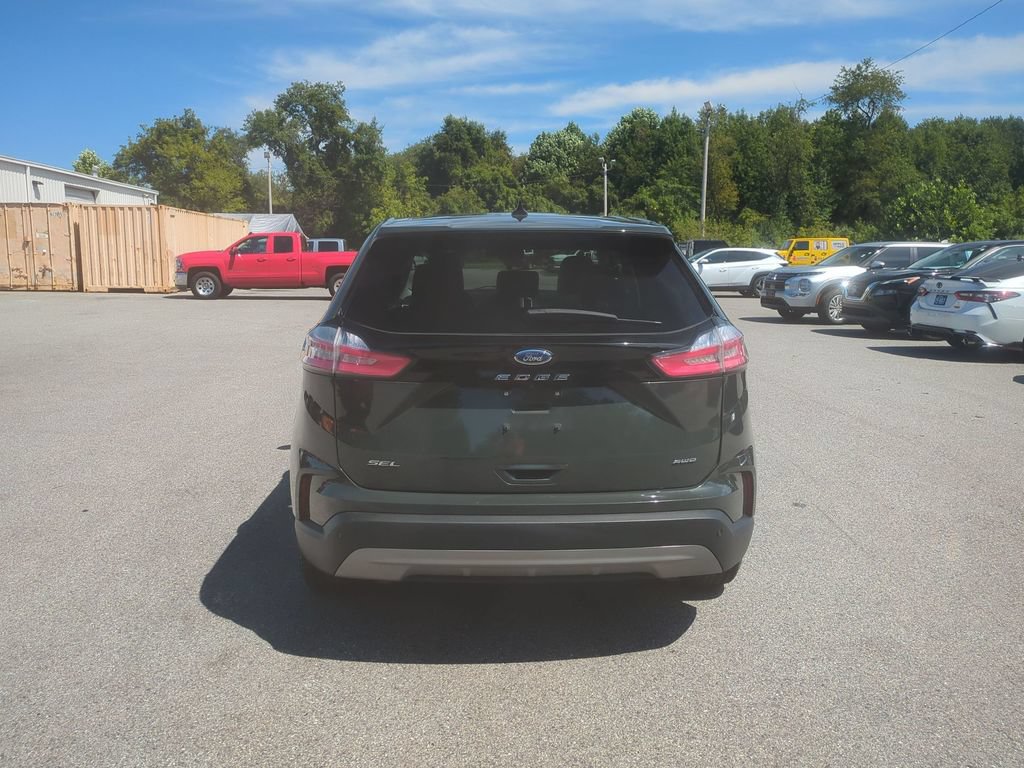 Used 2024 Ford Edge SEL AWD/4WD image 6
