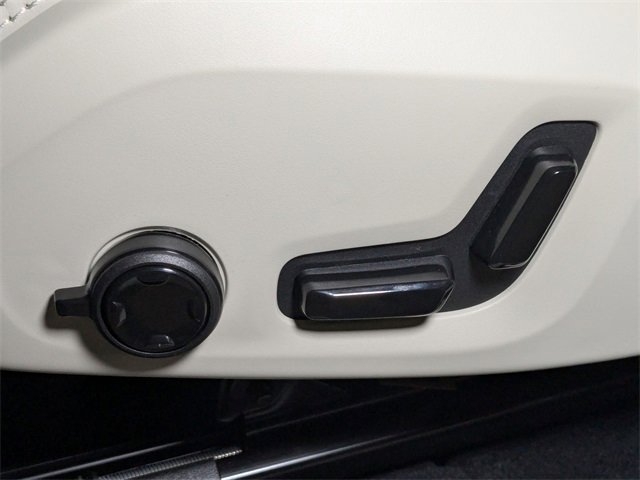 New 2026 Volvo XC60 B5 Ultra w/ Protection Package Premier image 14