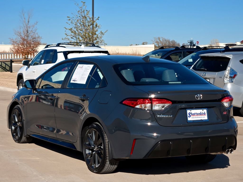 Certified 2025 Toyota Corolla SE image 5