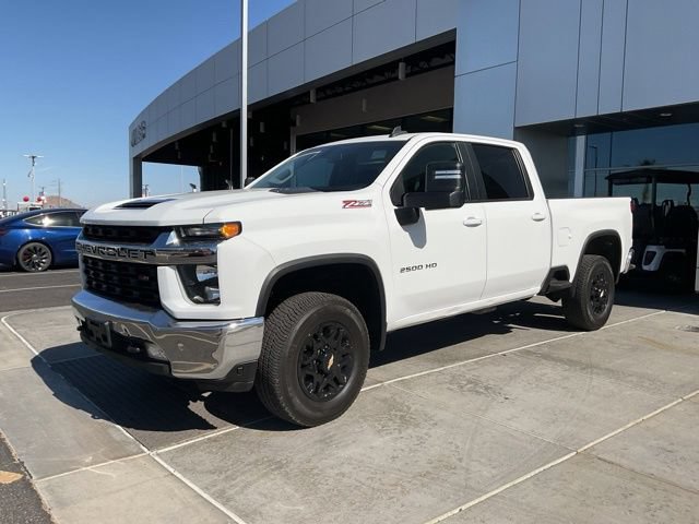 Used 2023 Chevrolet Silverado 2500 LT w/ Convenience Package AWD/4WD image 2