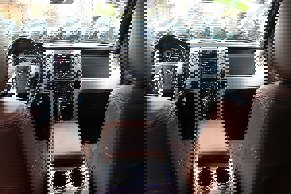 Used 2014 Ford F150 Platinum image 36