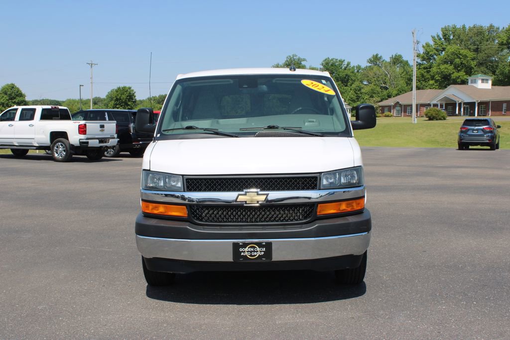 Used 2024 Chevrolet Express 3500 LT w/ LT Preferred Equipment Group RWD image 43