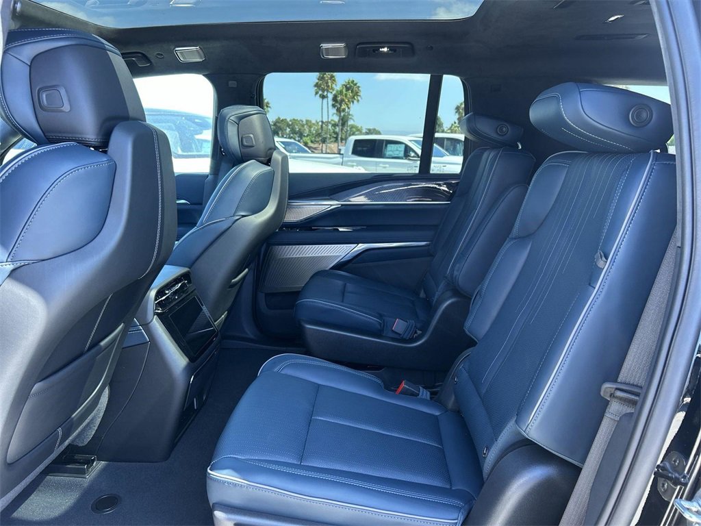New 2026 Cadillac Escalade IQL Sport 2 image 27