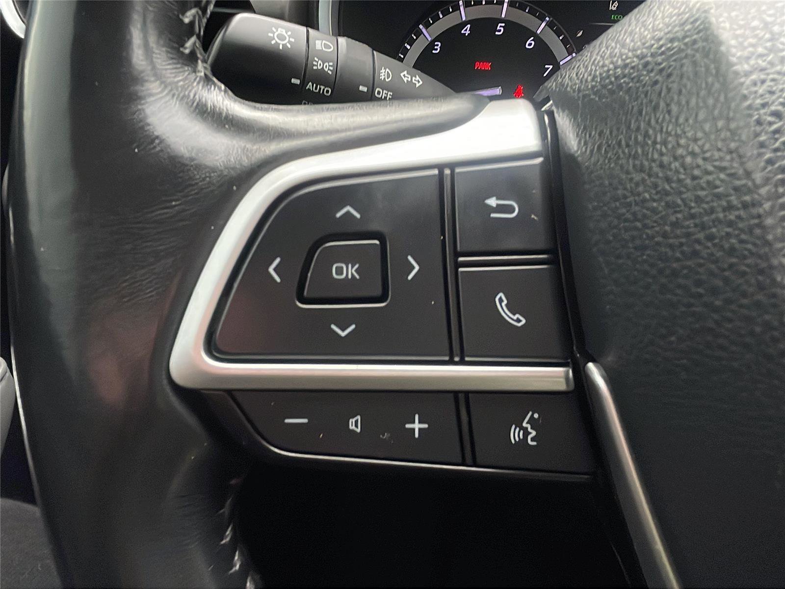 Used 2022 Toyota Highlander XLE image 22