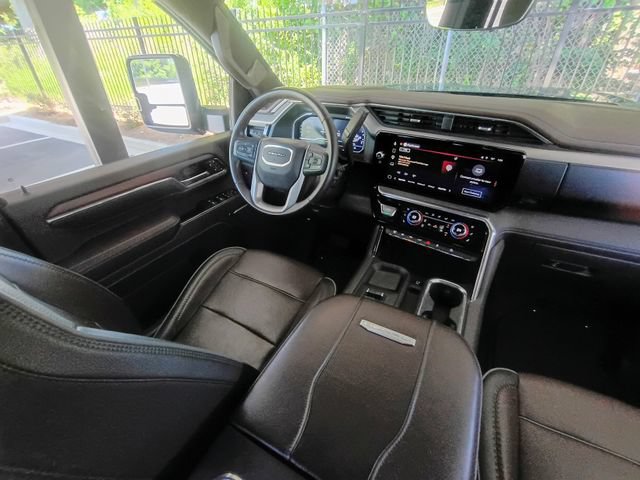 Used 2024 GMC Sierra 2500 Denali w/ Denali Reserve Package AWD/4WD image 38
