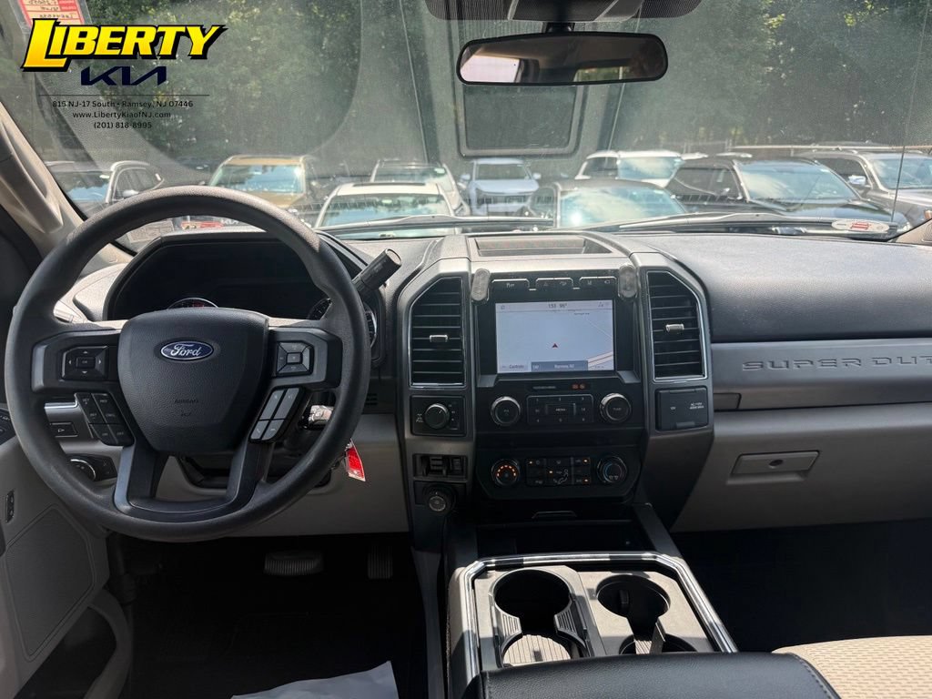 Used 2020 Ford F250 XLT w/ XLT Premium Package AWD/4WD image 11