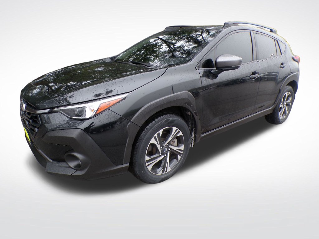 Used 2024 Subaru Crosstrek 2.0i Premium AWD/4WD image 2