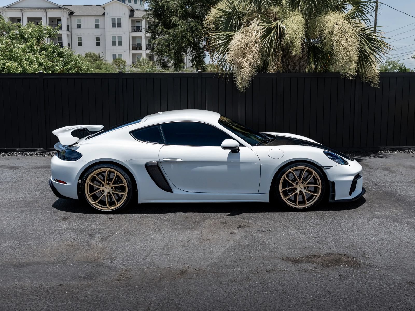 Used 2022 Porsche 718 Cayman GT4 RWD image 27
