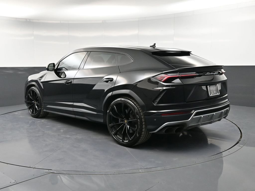 Used 2019 Lamborghini Urus image 3