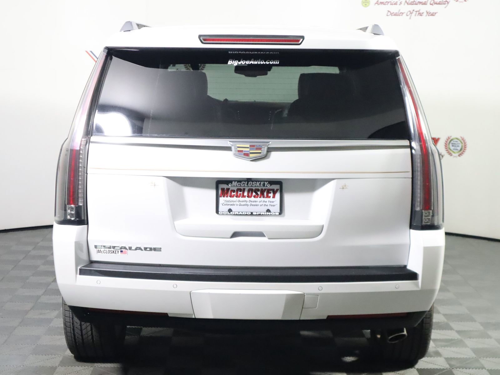 Used 2016 Cadillac Escalade Platinum AWD/4WD image 9
