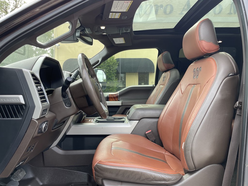 Used 2018 Ford F450 King Ranch w/ King Ranch Ultimate Package AWD/4WD image 22