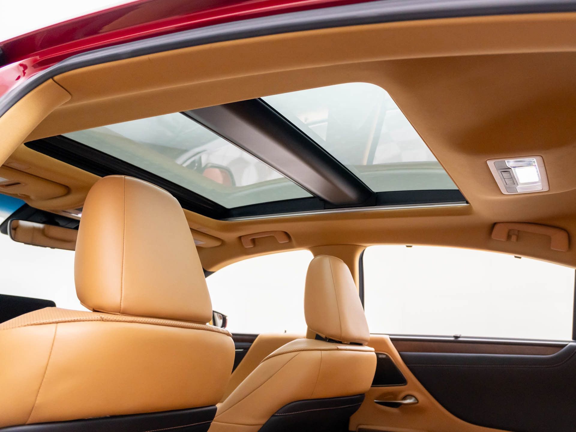 Used 2022 Lexus ES 350 Ultra Luxury w/ Accessory Package 2 image 19