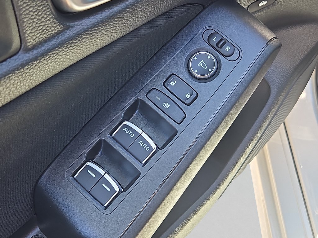 Used 2025 Honda Civic LX image 21