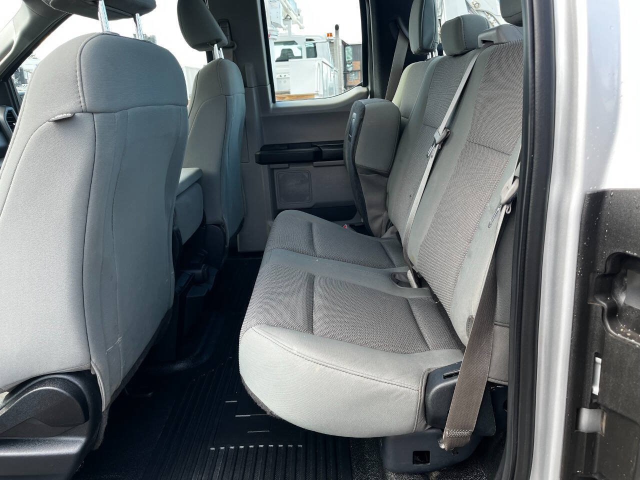 Used 2017 Ford F250 XL w/ Power Equipment Group AWD/4WD image 15