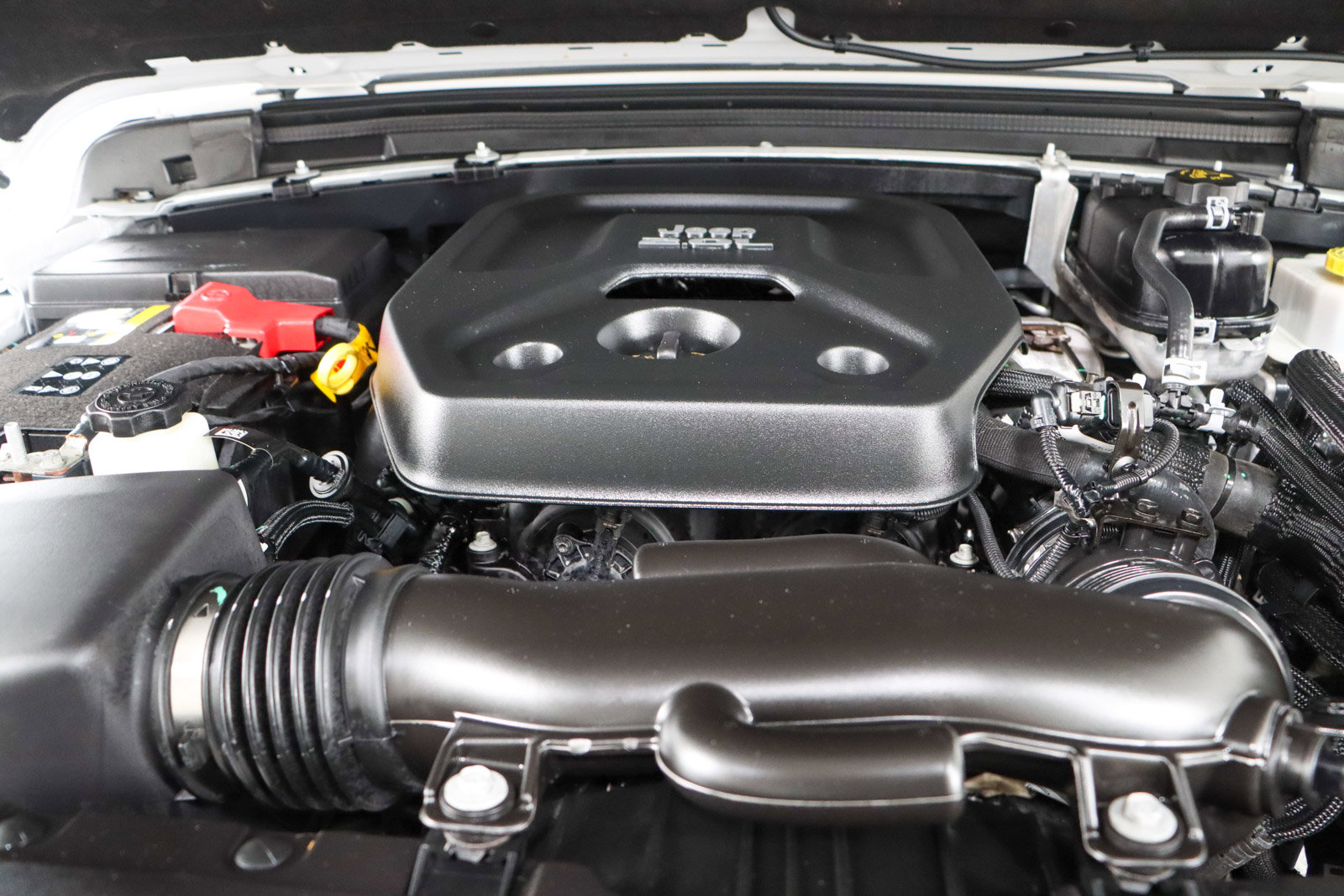 Used 2022 Jeep Wrangler Unlimited Sahara w/ Cold Weather Group image 30