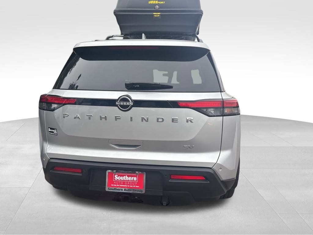 Used 2022 Nissan Pathfinder SV w/ SV Premium Package image 21