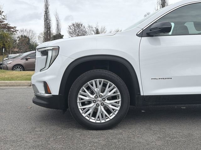 Used 2024 GMC Acadia Elevation image 9