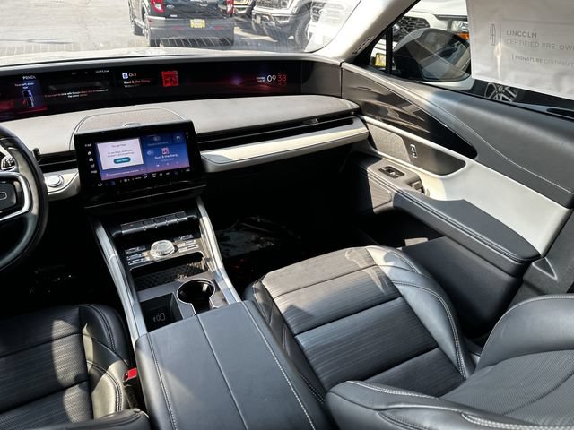 Certified 2024 Lincoln Nautilus Reserve AWD/4WD image 17