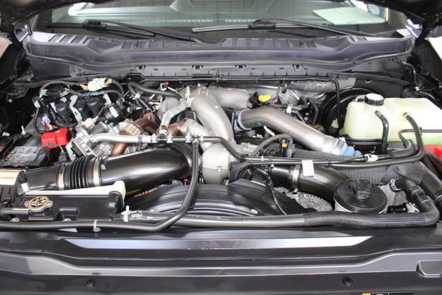 Used 2024 Ford F250 Lariat w/ Black Appearance Package image 33