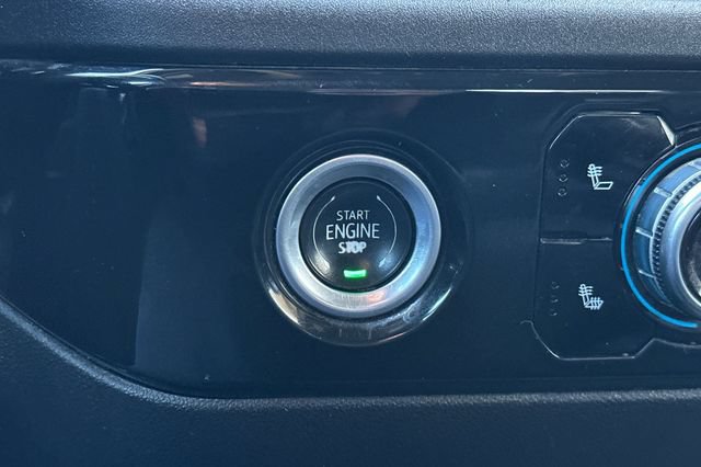 Used 2024 GMC Sierra 1500 SLT AWD/4WD image 24