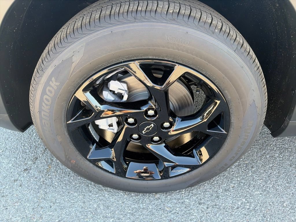 New 2026 Chevrolet Trax LT w/ Driver Confidence Package FWD image 10