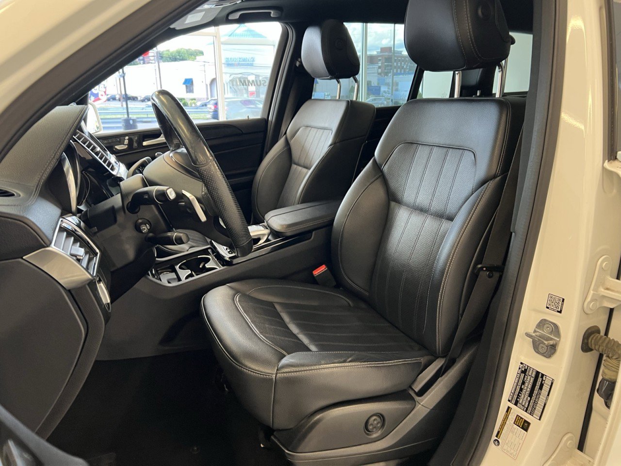 Used 2018 Mercedes-Benz GLS 450 4MATIC image 32