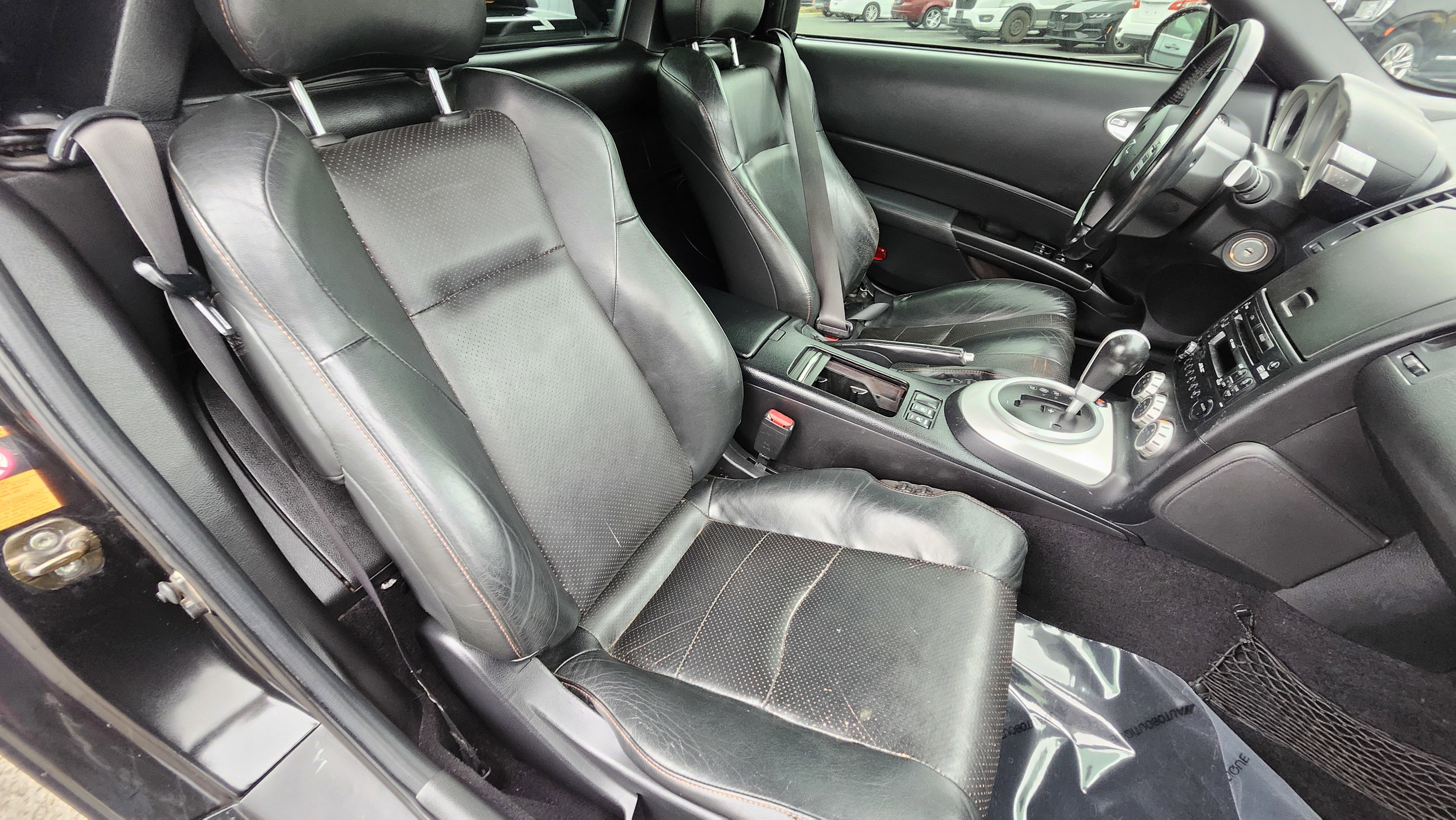 Used 2006 Nissan 350Z Touring image 21